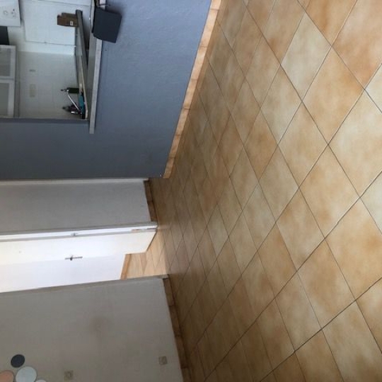  Annonces BOUCBELAIR : Appartement | MARSEILLE (13013) | 40 m2 | 658 € 