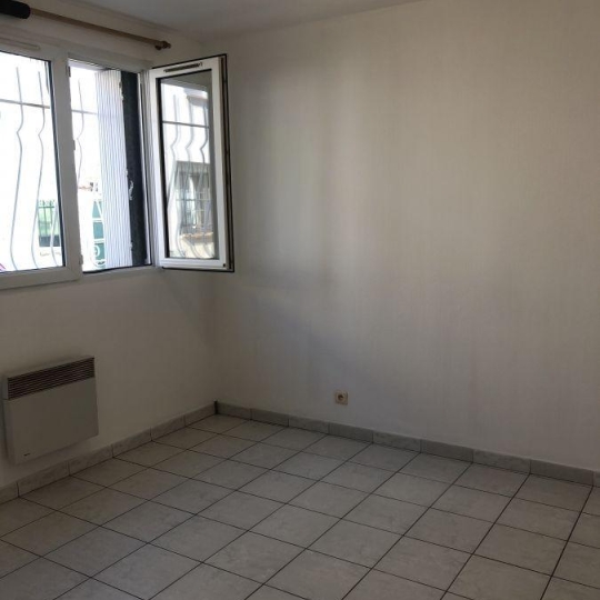  Annonces BOUCBELAIR : Appartement | MARSEILLE (13013) | 42 m2 | 575 € 