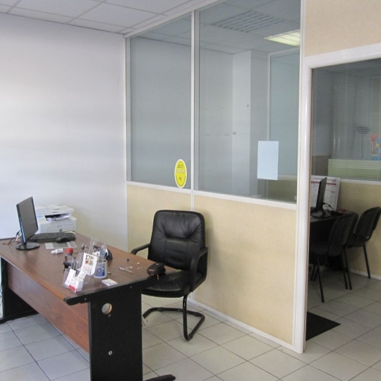  Annonces BOUCBELAIR : Local / Bureau | AIX-EN-PROVENCE (13100) | 62 m2 | 265 000 € 