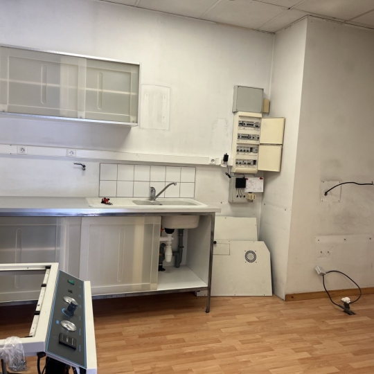  Annonces BOUCBELAIR : Office | MARSEILLE (13013) | 68 m2 | 175 000 € 