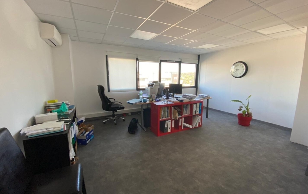 Annonces BOUCBELAIR : Office | MEYREUIL (13590) | 493 m2 | 4 101 € 