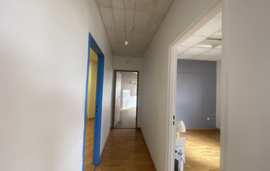 Annonces BOUCBELAIR : Local / Bureau | MARSEILLE (13013) | 68 m2 | 175 000 € 