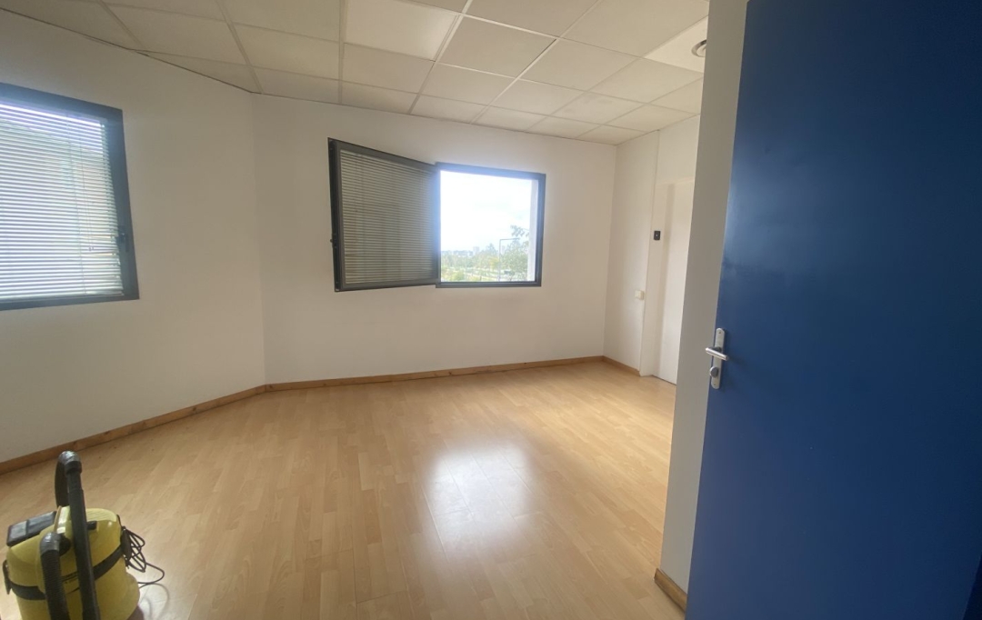 Annonces BOUCBELAIR : Local / Bureau | MARSEILLE (13013) | 68 m2 | 175 000 € 